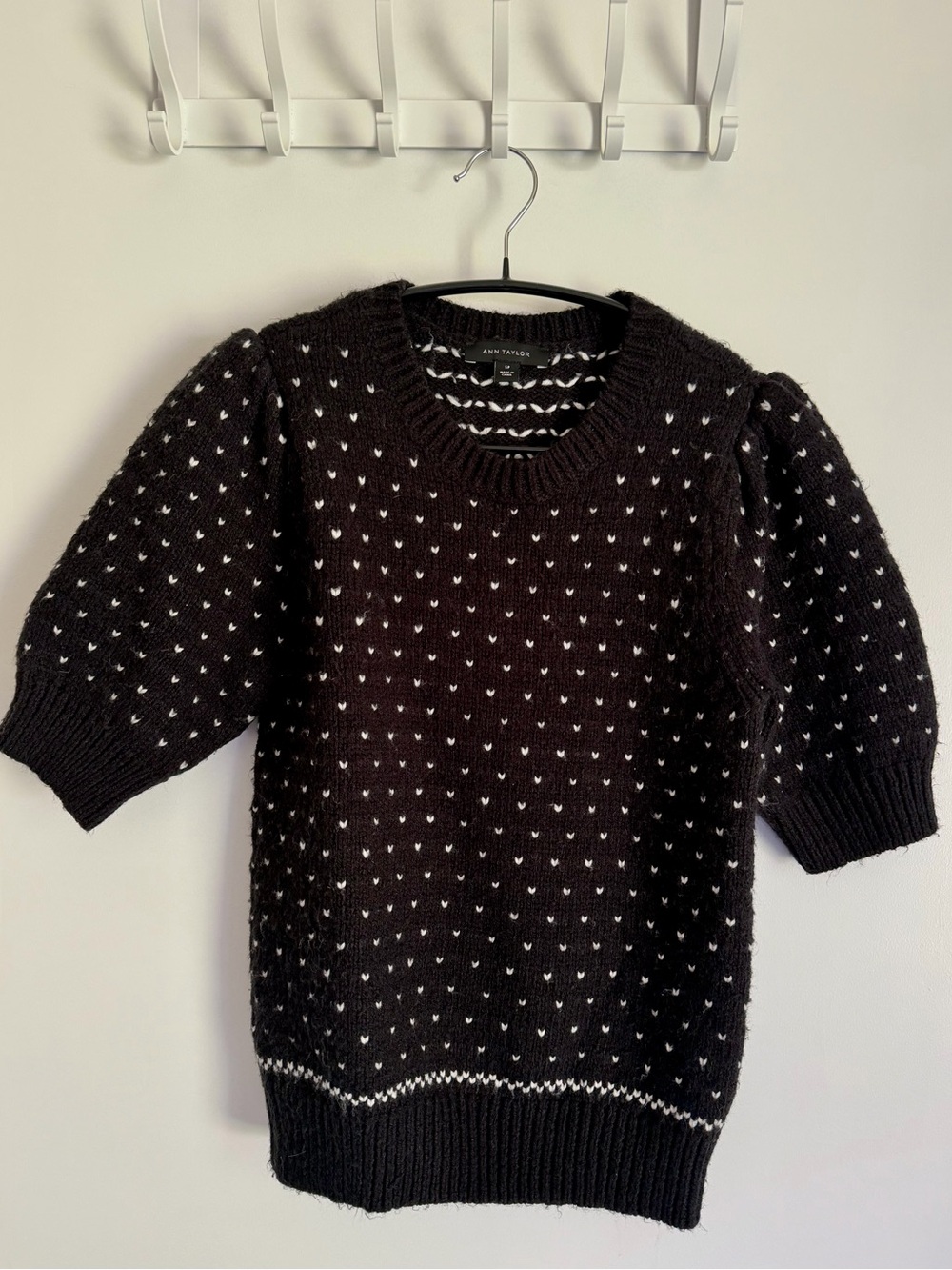 Ann Taylor Black White Heart Dot Puff Sleeve Sweater Small Petite SP